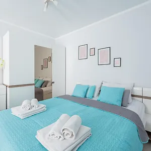 https://kolobrzeg-port.kolobrzeghotels.com