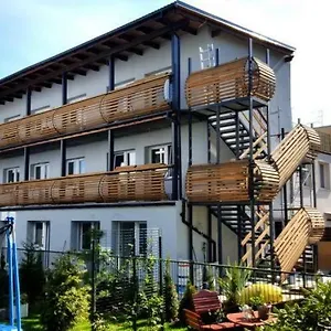 https://roza-wiatrow-dom-wypoczynkowy.kolobrzeghotels.com